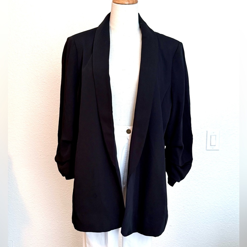 Chico's Ruched Sleeve Blazer, size 3 (16)